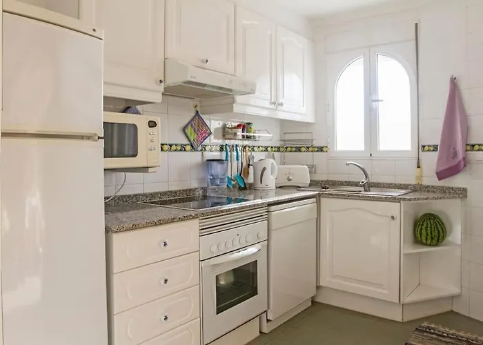 A 50 Metros Del Mar *